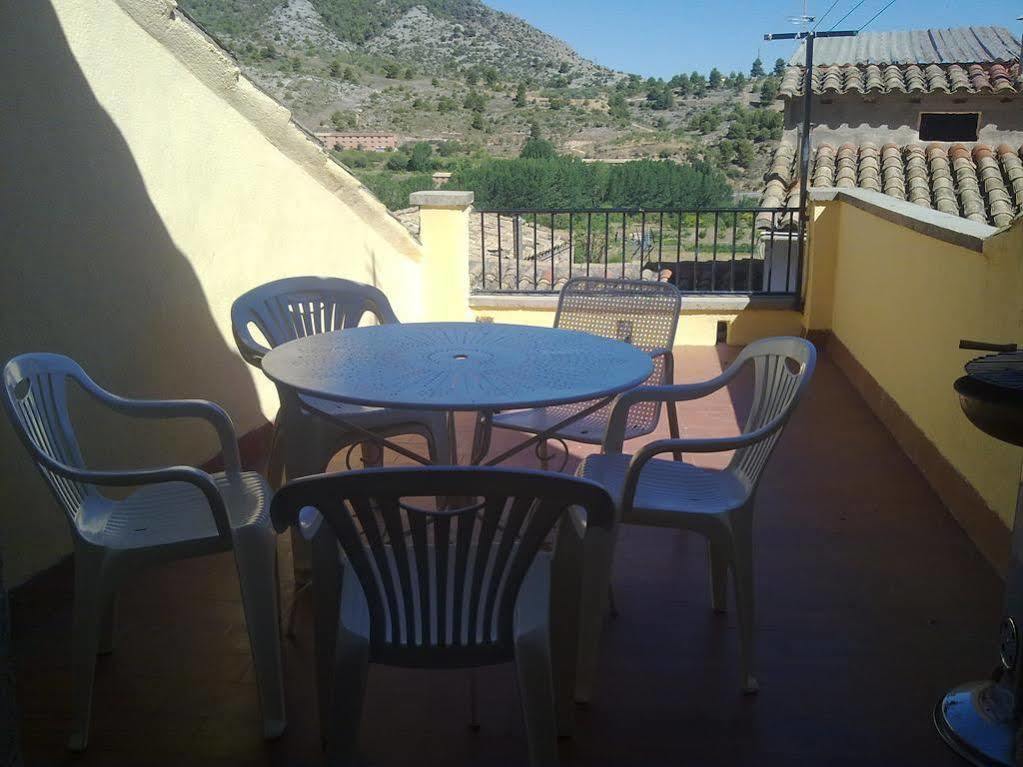 Apartamentos Casa Lola Rodeados De Montanas Y Rios Beceite Exterior photo
